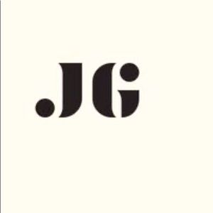 Meet your Posher, Jade